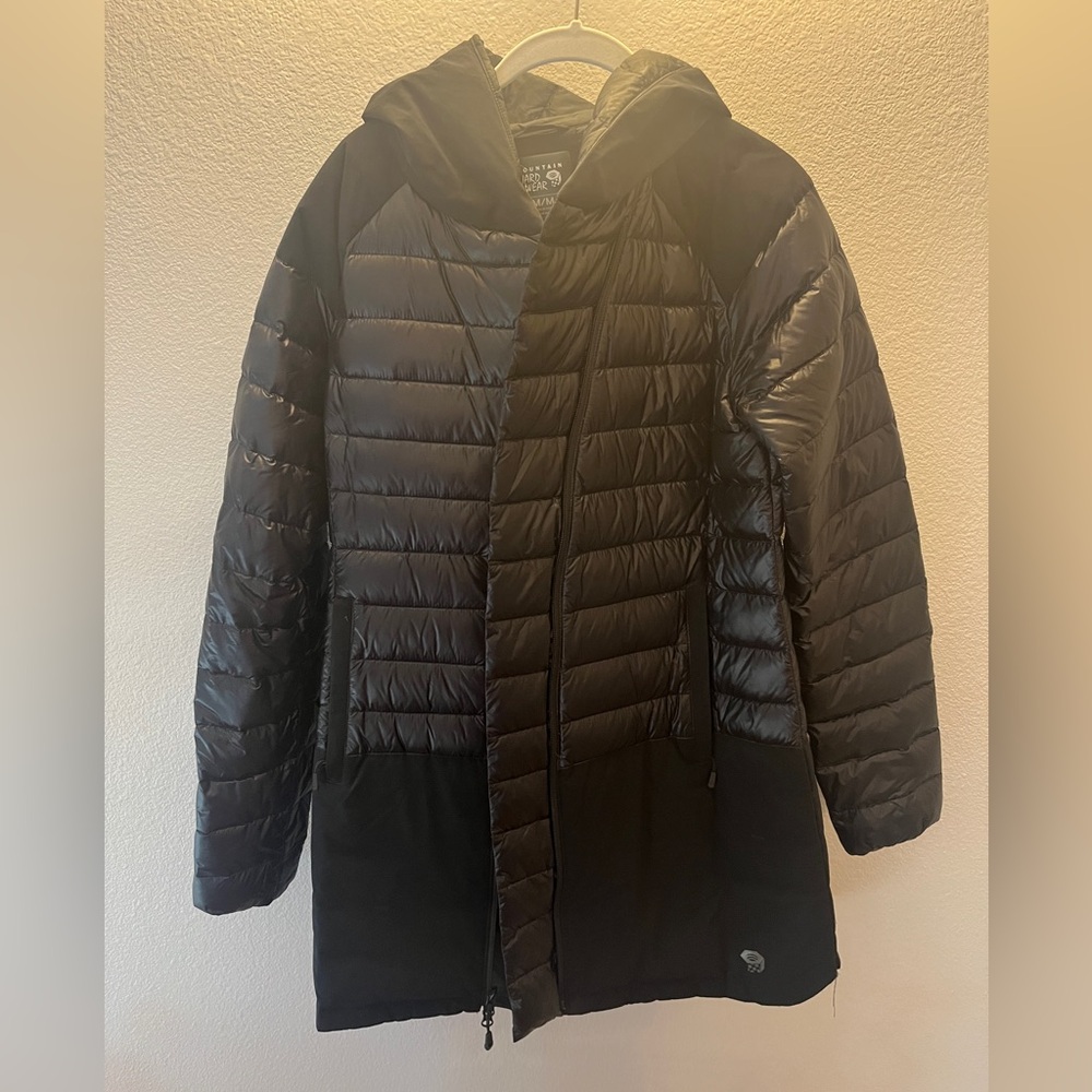 Women's Medium Mountain Hardwear Goose fill Down Jacket